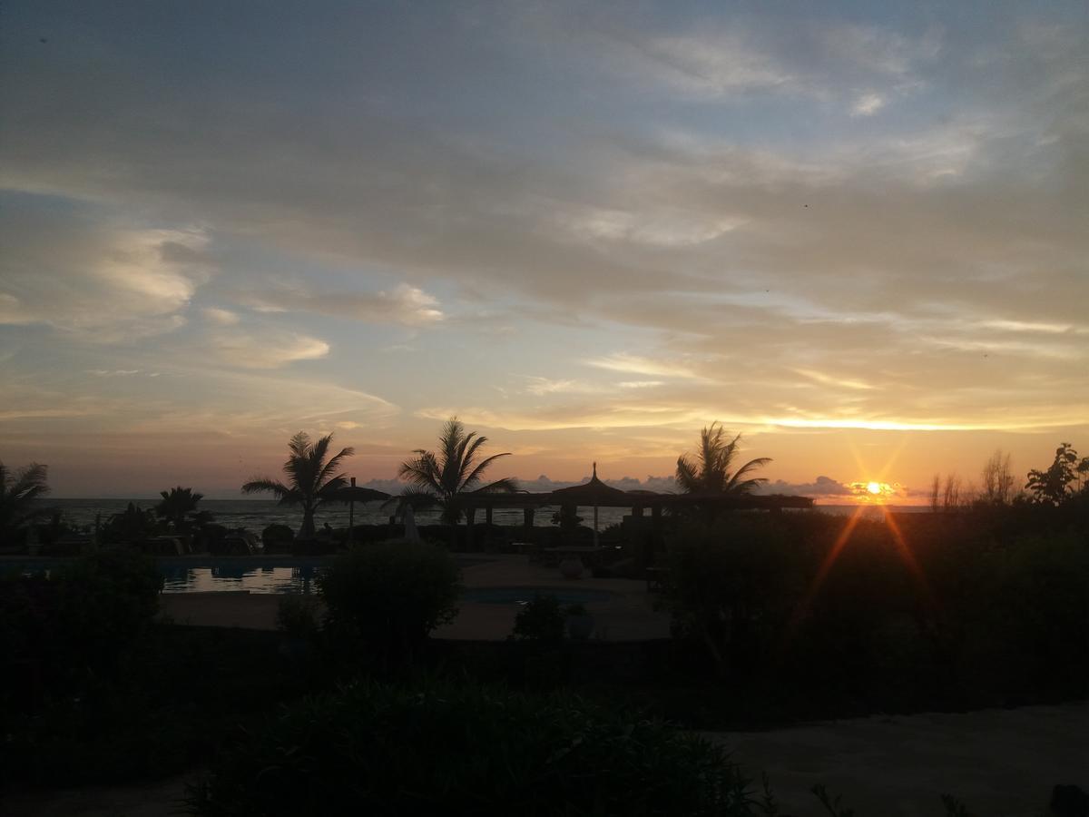 Hotel Terre D'Afrique Popenguine Exteriér fotografie
